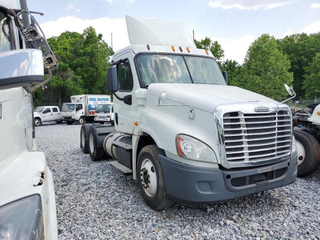 2015 Freightliner Cascadia 125  en Venta en York Haven, PA - Mechanical