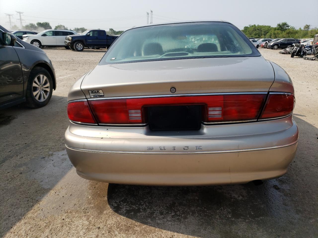 2G4WS52JX11226152 2001 Buick Century Custom