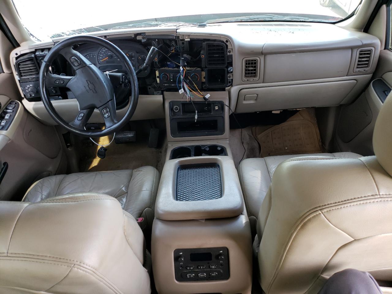 2003 Chevrolet Suburban K1500 VIN: 1GNFK16Z13J261899 Lot: 70806384