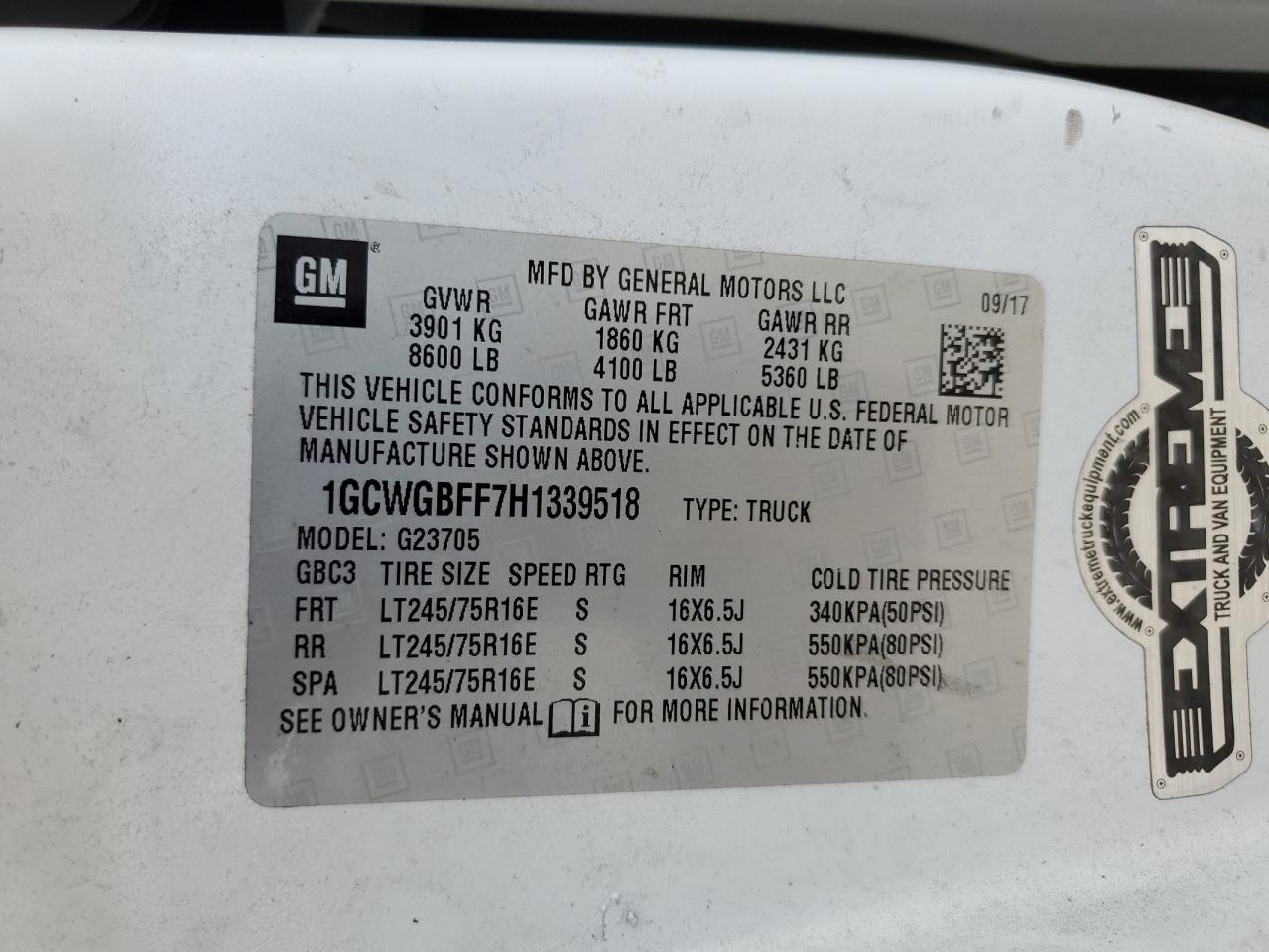 2017 Chevrolet Express - Image 13