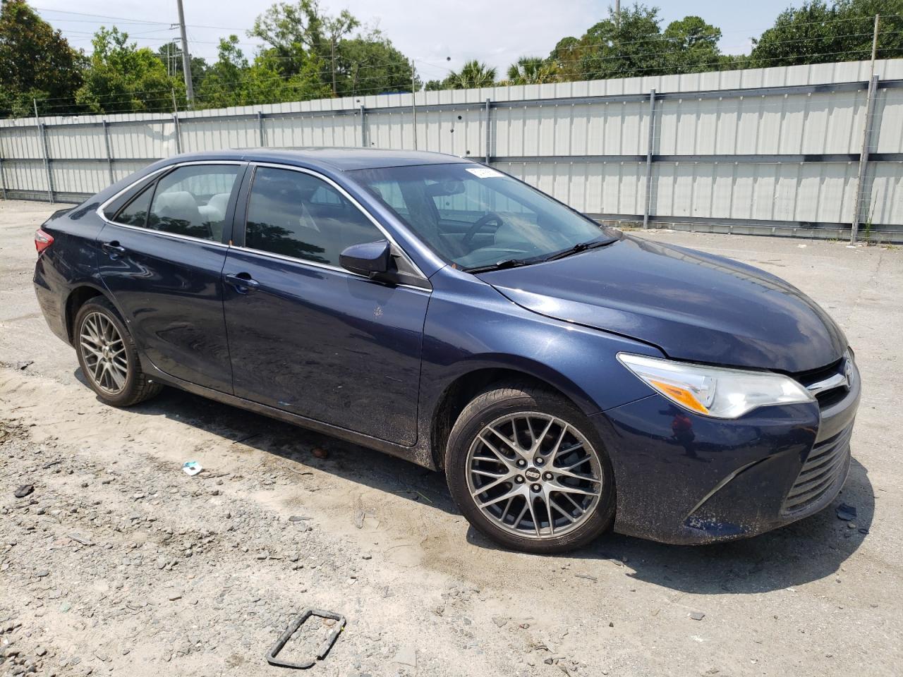 4T4BF1FK3FR451674 2015 Toyota Camry Le