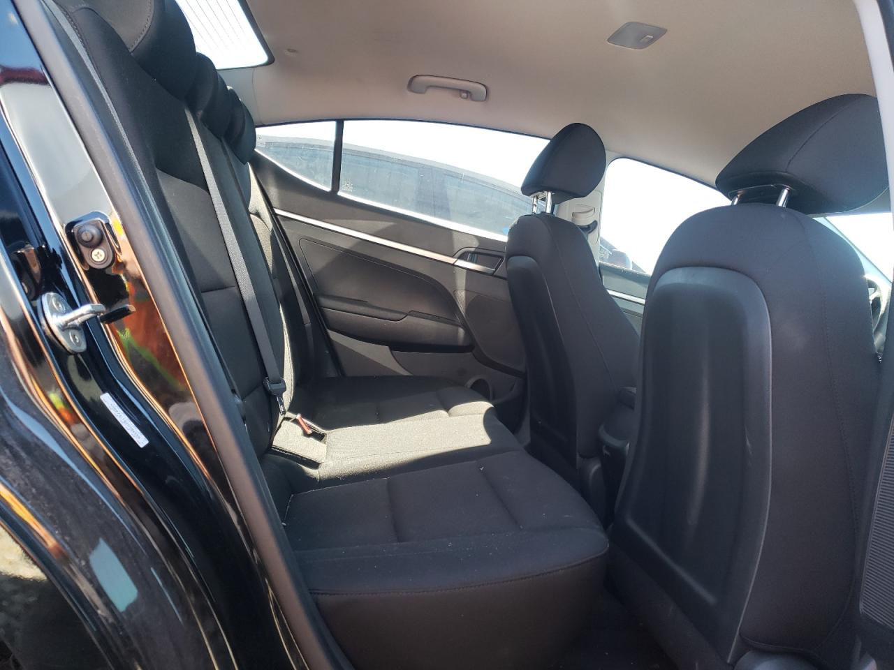 2019 Hyundai Elantra Se VIN: KMHD74LF6KU786558 Lot: 59238494
