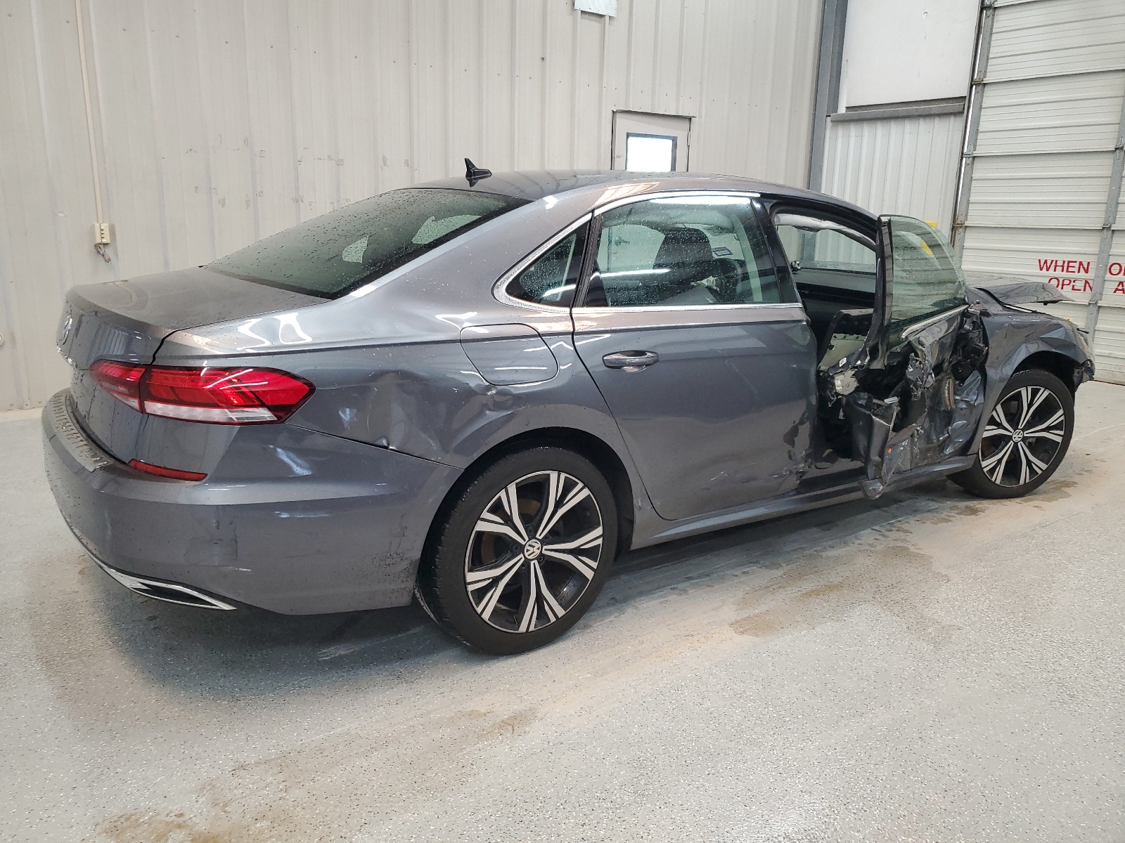 1VWSA7A33MC001796 2021 Volkswagen Passat Se