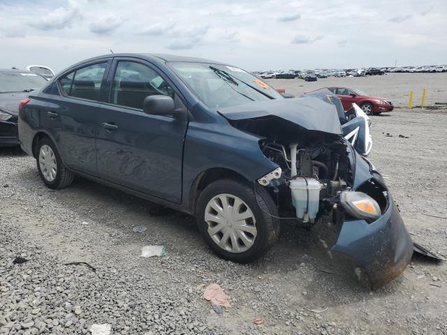 Седани NISSAN VERSA 2015 Синій