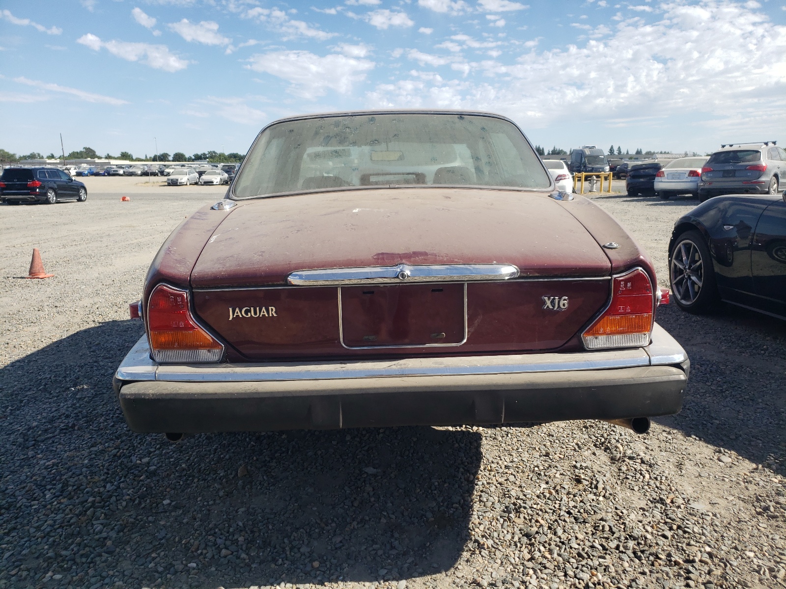 SAJAV1347HC470788 1987 Jaguar Xj6