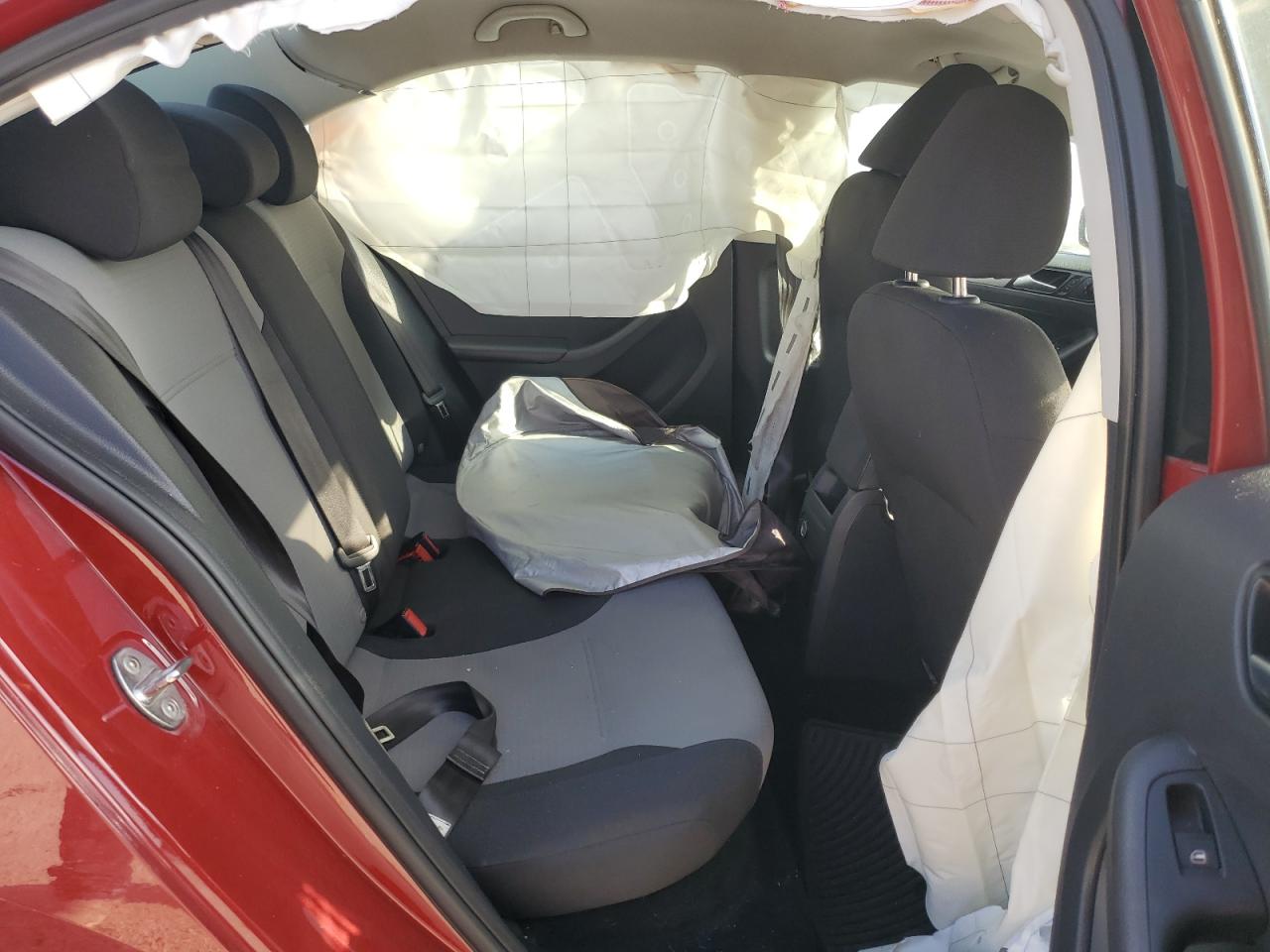 2017 Volkswagen Jetta S VIN: 3VW2B7AJ0HM261184 Lot: 61083114