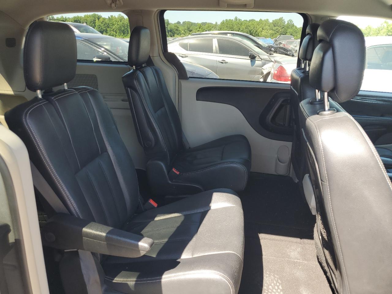 2014 Chrysler Town & Country Touring VIN: 2C4RC1BG1ER256384 Lot: 58975214