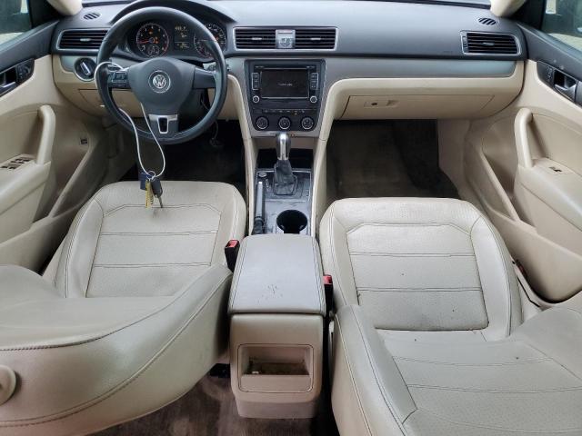 Sedans VOLKSWAGEN PASSAT 2015 Czarny