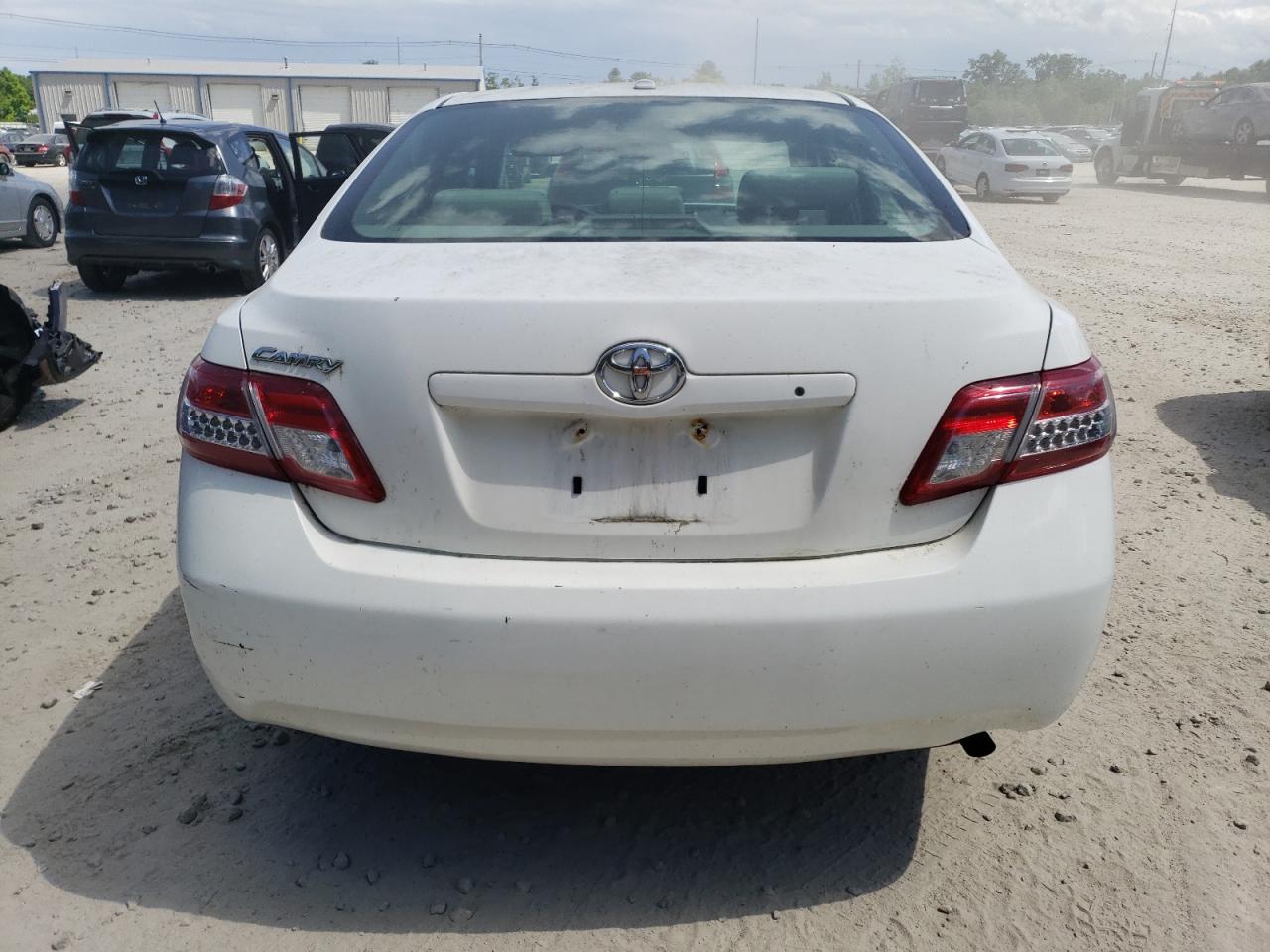 2010 Toyota Camry Base VIN: 4T4BF3EK9AR070966 Lot: 58141284