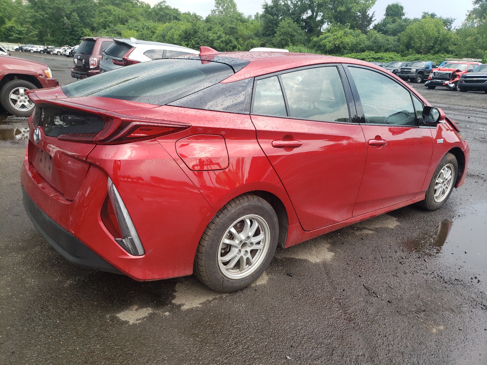 JTDKARFP7H3002479 2017 Toyota Prius Prime