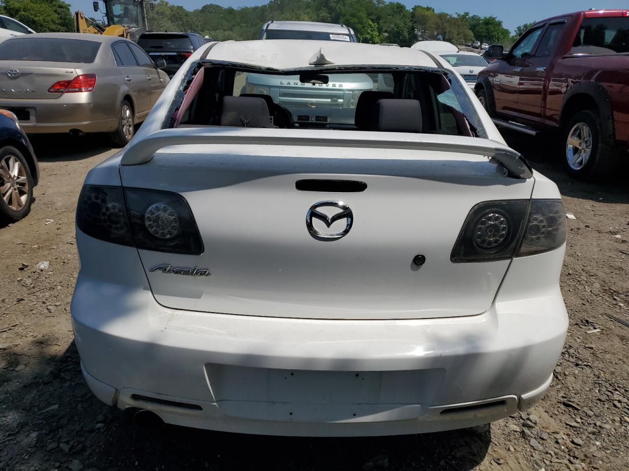 2004 Mazda 3 S VIN: JM1BK323X41139063 Lot: 60371394