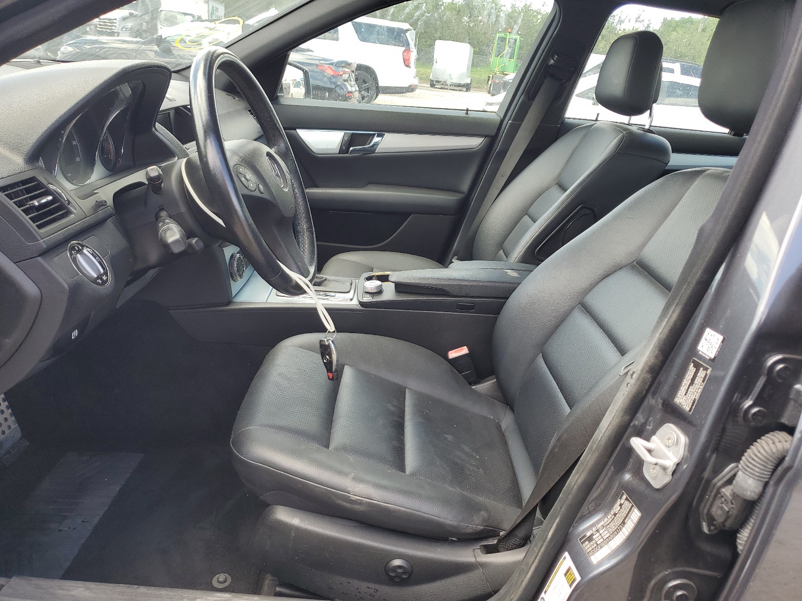 WDDGF5EB9AR091731 2010 Mercedes-Benz C 300