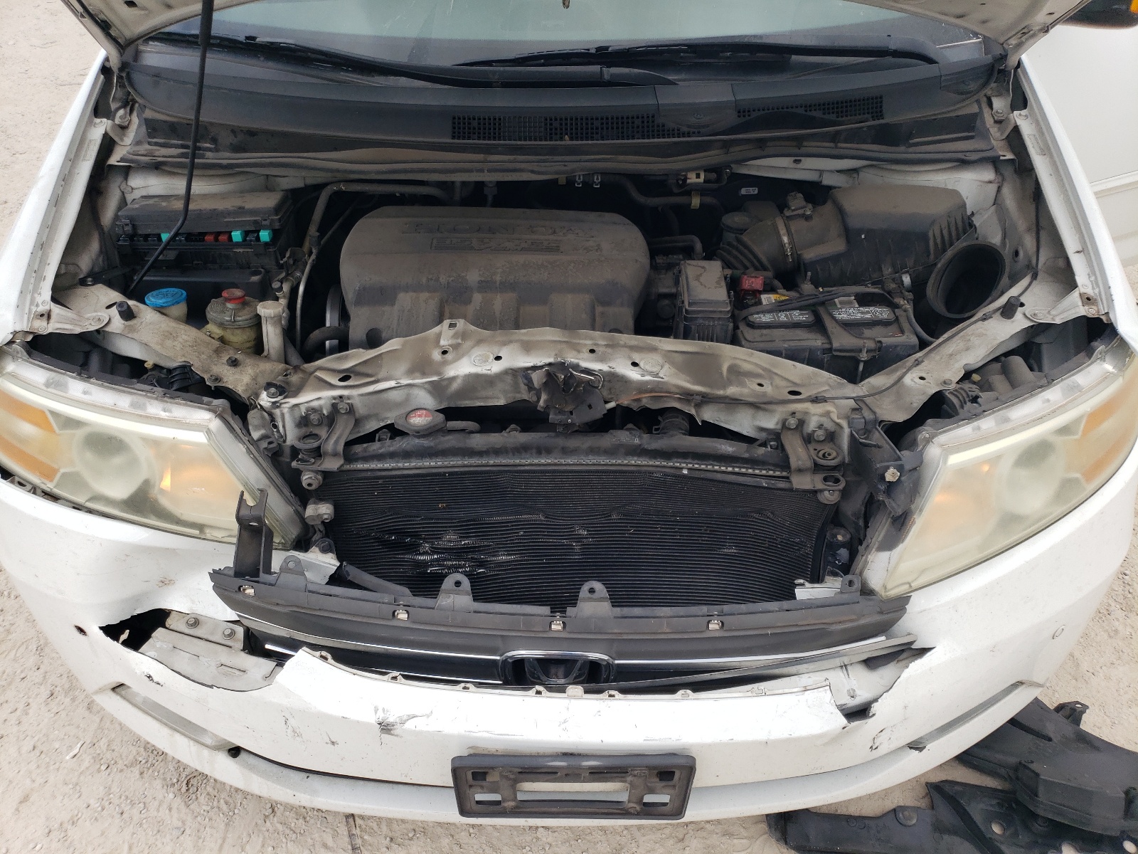 5FNRL5H96BB034110 2011 Honda Odyssey Touring