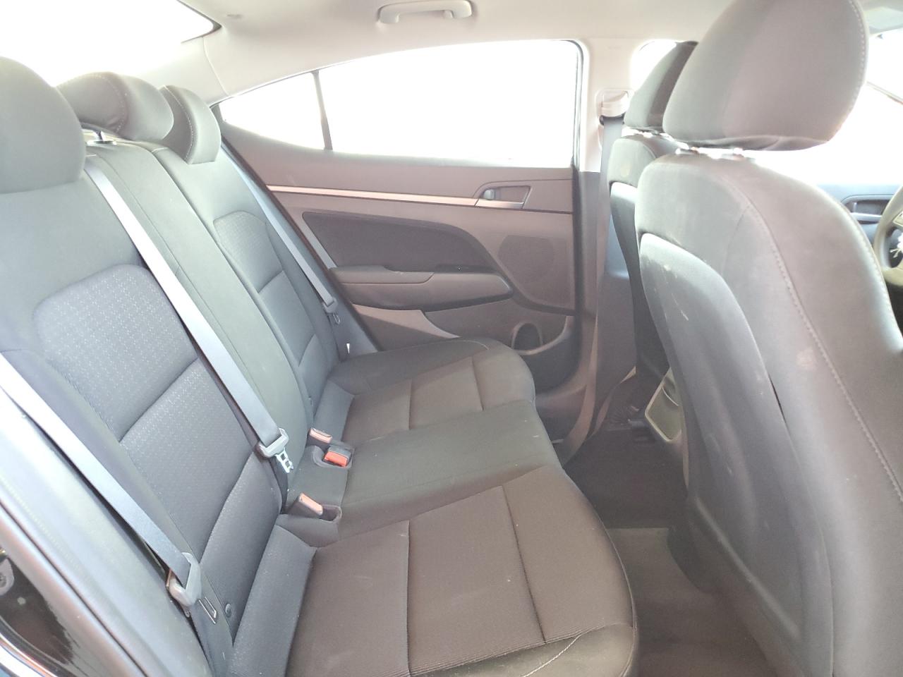 5NPD84LF0JH259285 HYUNDAI ELANTRA 2018