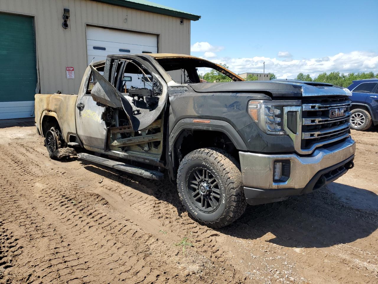 2021 GMC Sierra - Image 4