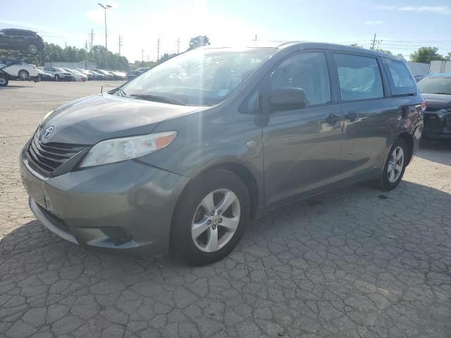 2012 Toyota Sienna 