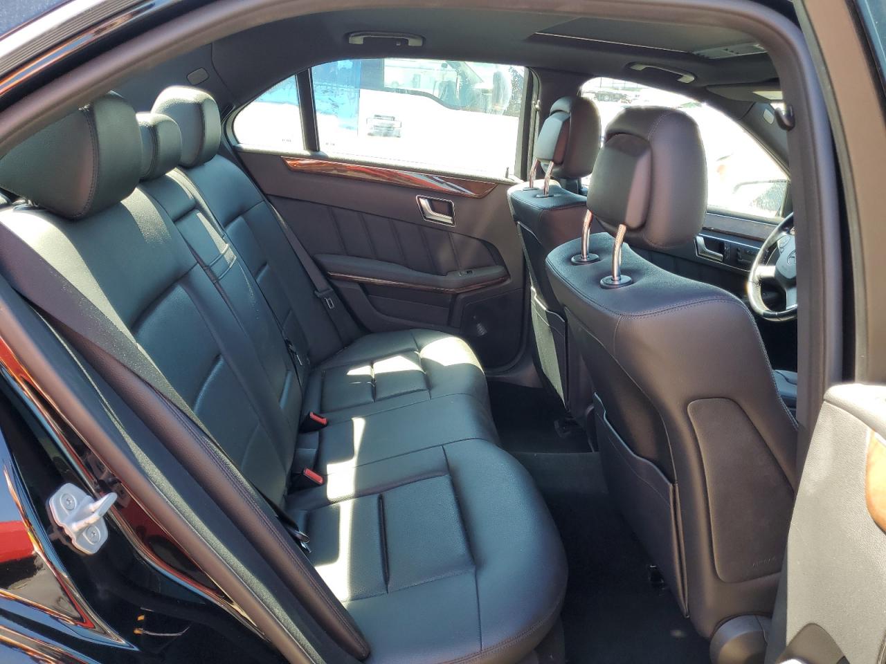 2012 Mercedes-Benz E 350 4Matic VIN: WDDHF8JB1CA549811 Lot: 60156234