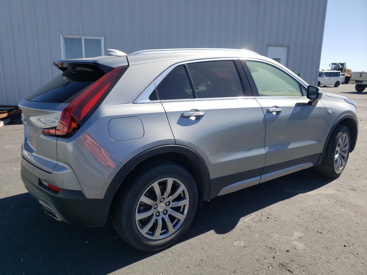 VIN 1GYFZDR46PF202775 2023 CADILLAC XT4 no.3