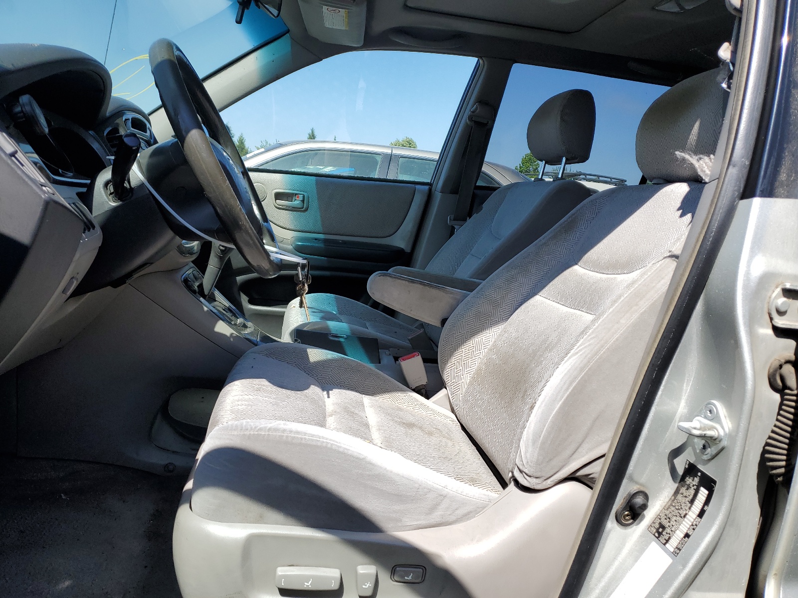 JTEGF21A330102067 2003 Toyota Highlander Limited