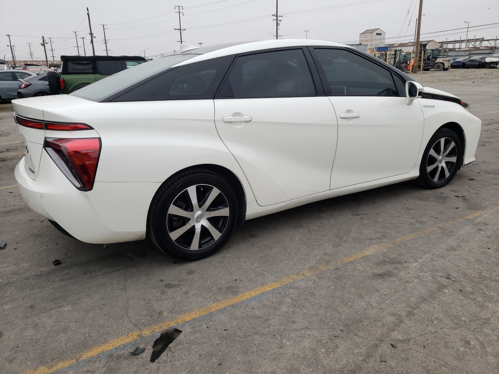 2018 Toyota Mirai vin: JTDBVRBD6JA004807