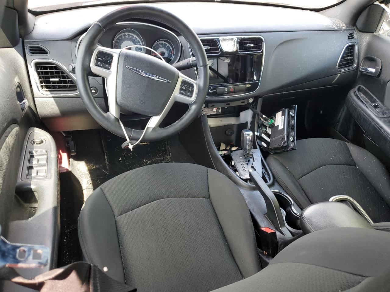 2012 Chrysler 200 - Image 8