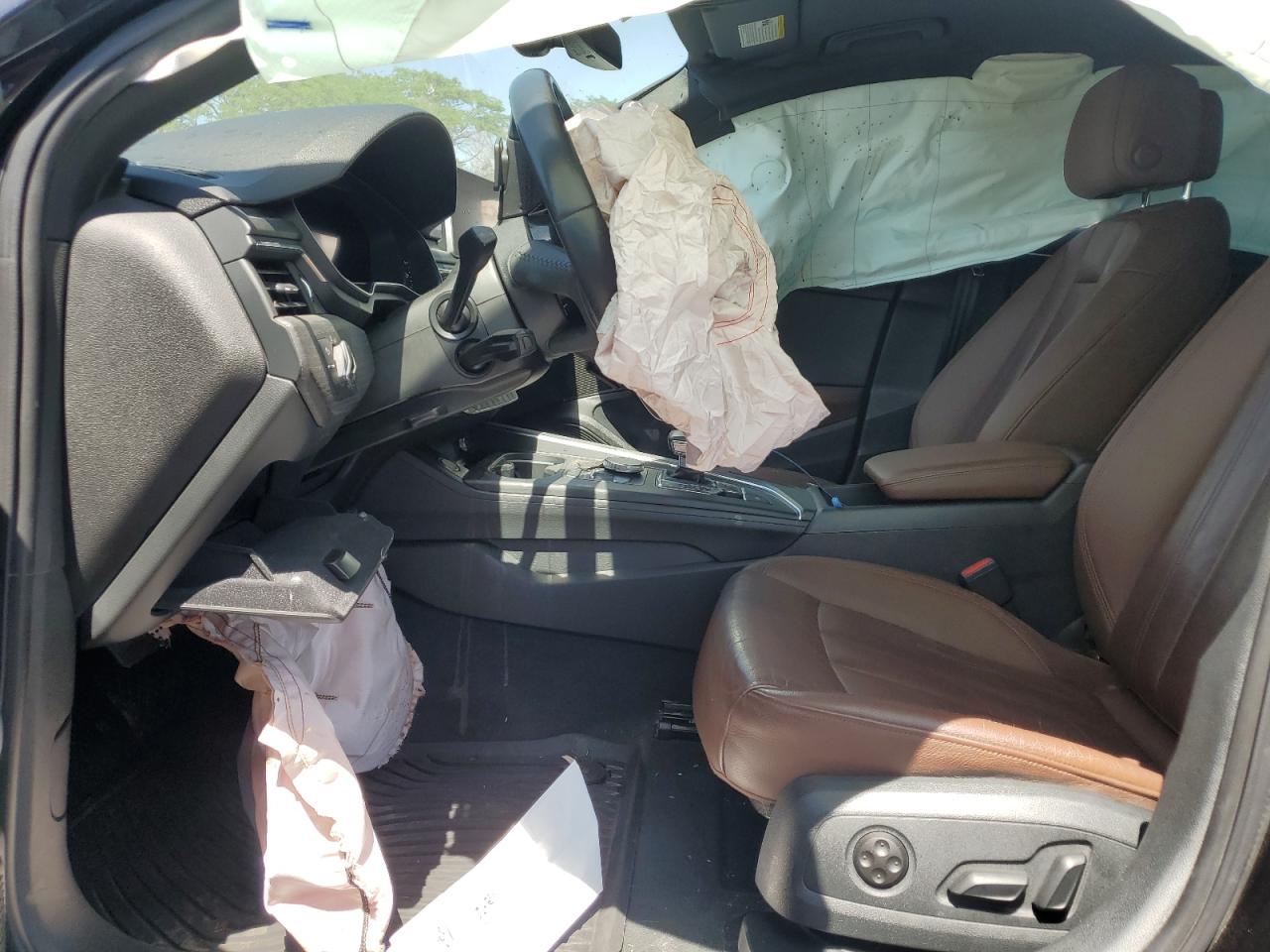 2018 Audi A4 Premium Plus VIN: WAUENAF42JA052648 Lot: 59136824