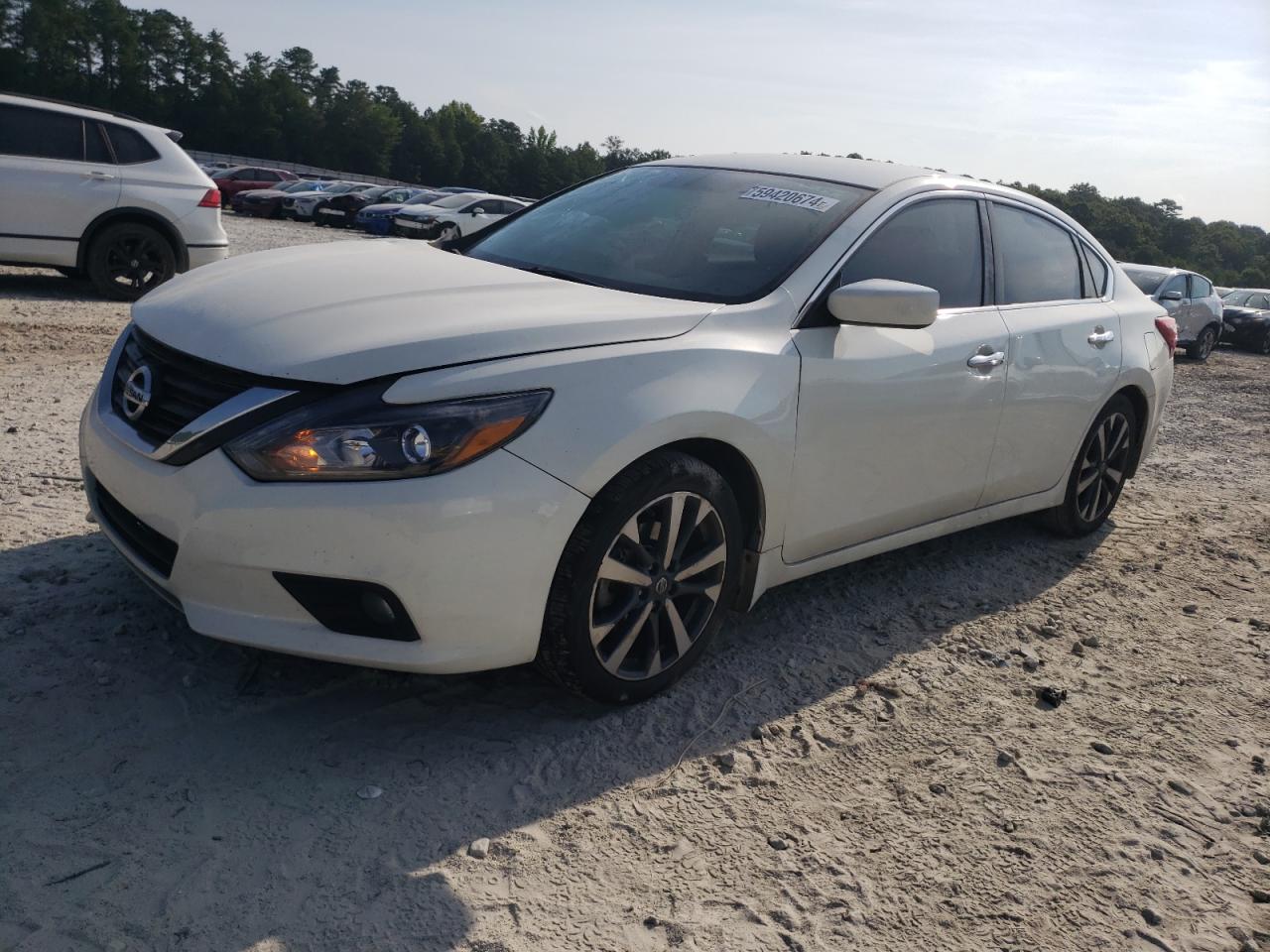 1N4AL3AP4GC214528 2016 NISSAN ALTIMA - Image 1