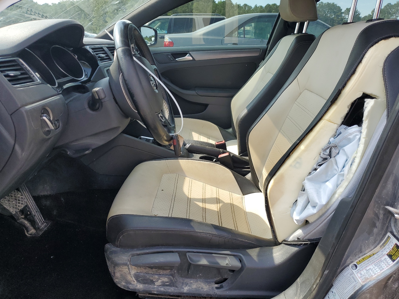 3VWD17AJ5GM235268 2016 Volkswagen Jetta Sport