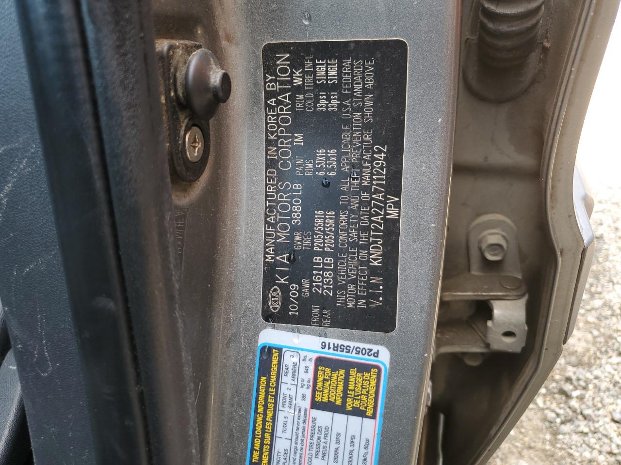 2010 Kia Soul + VIN: KNDJT2A27A7112942 Lot: 60562434