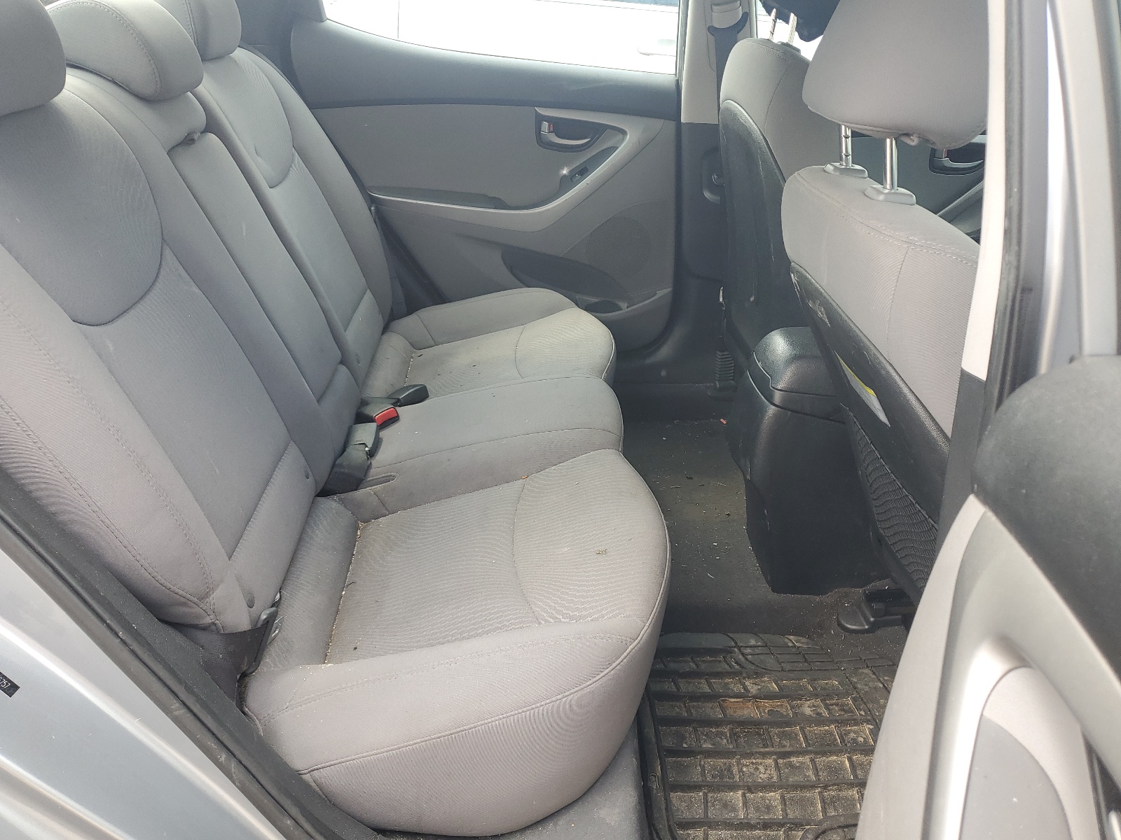 5NPDH4AE4FH586757 2015 Hyundai Elantra Se