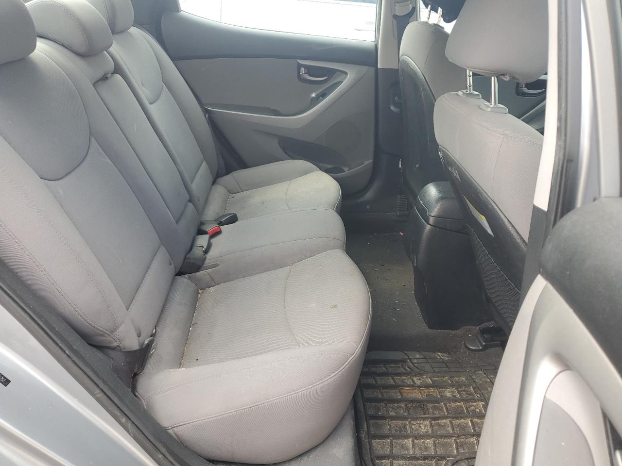 2015 Hyundai Elantra Se VIN: 5NPDH4AE4FH586757 Lot: 58911364