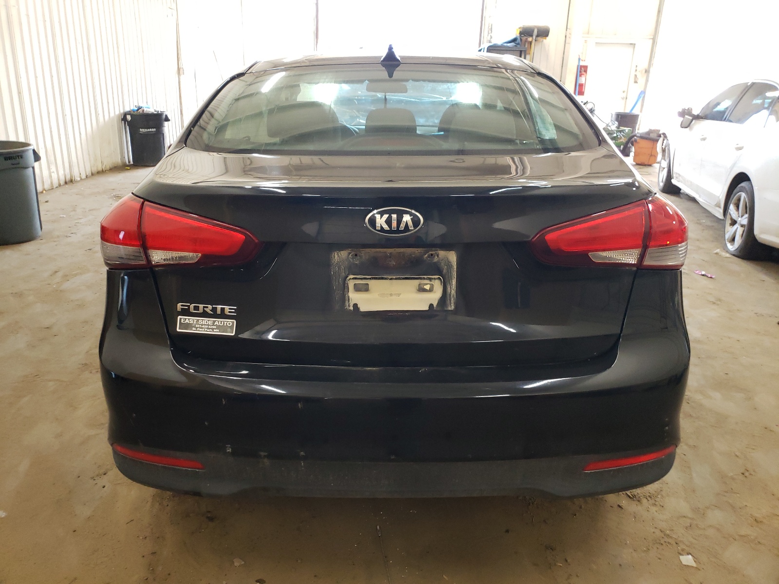 3KPFK4A72HE093145 2017 Kia Forte Lx