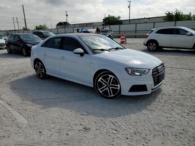 2018 Audi A3 Premium Plus VIN: WAUGUGFF6J1015585 Lot: 59700194