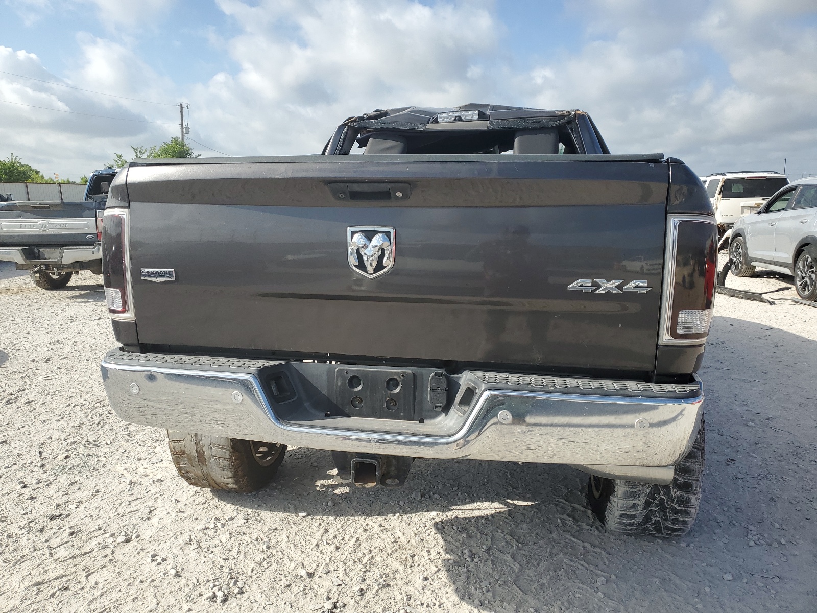 3C6UR5FL0GG313553 2016 Ram 2500 Laramie