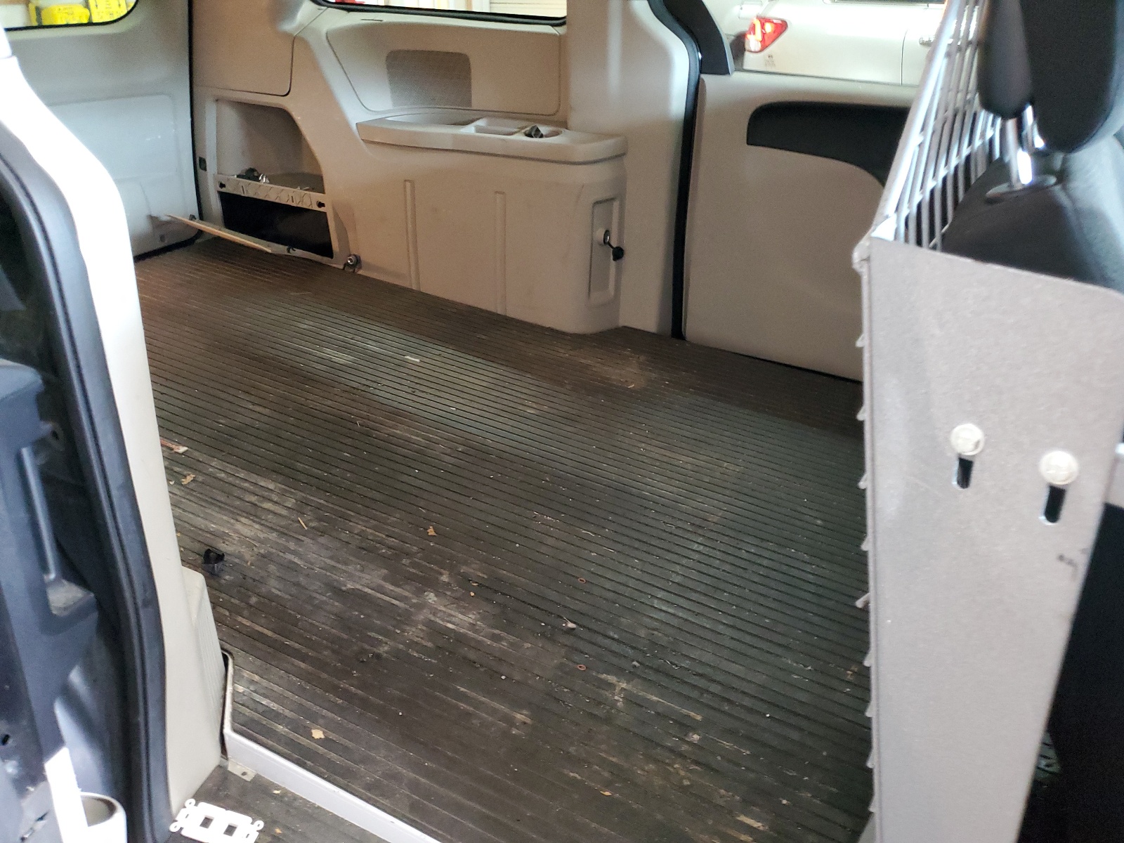 2C4JRGAG2ER327625 2014 Ram Tradesman