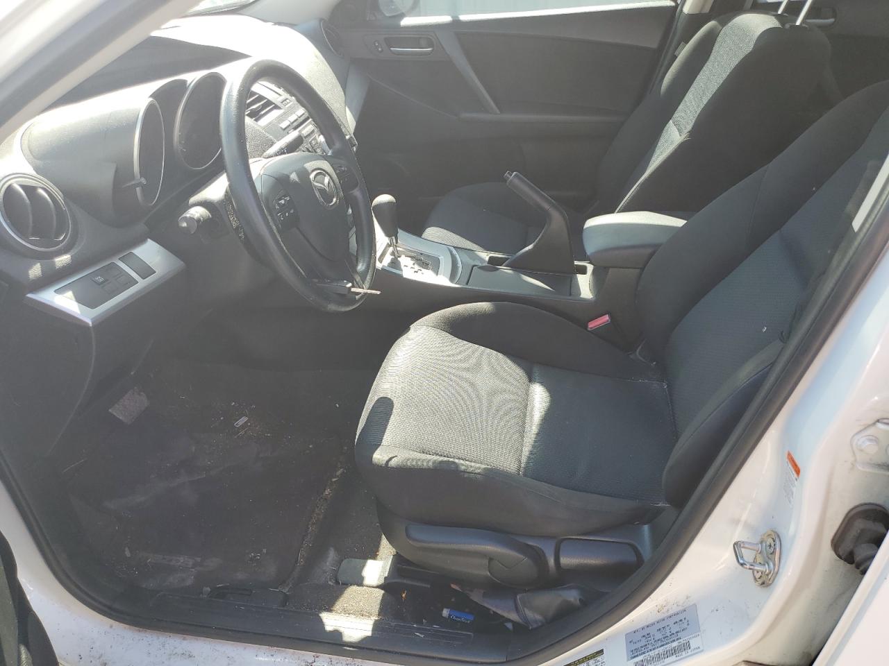 JM1BL1VF1B1408622 2011 Mazda 3 I