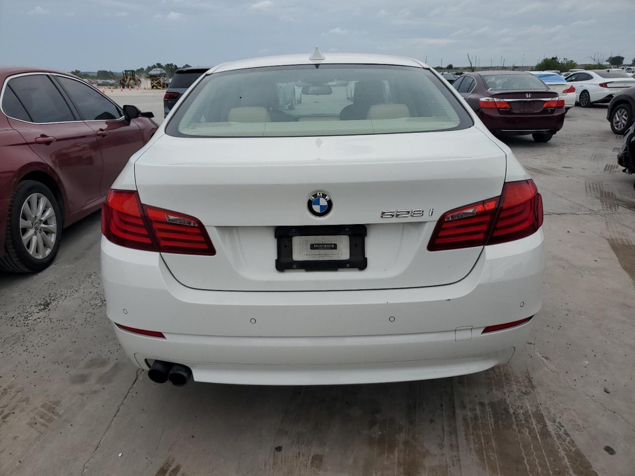 2012 BMW 528 I VIN: WBAXG5C5XCDX02514 Lot: 59890304