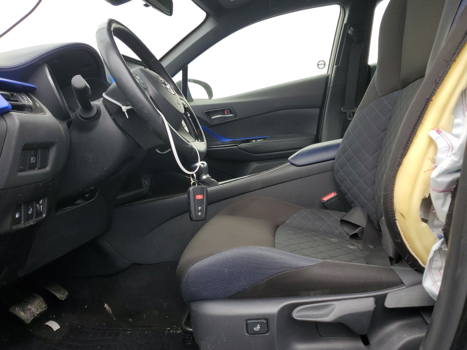 JTNKHMBX0L1067405 2020 Toyota C-Hr Xle