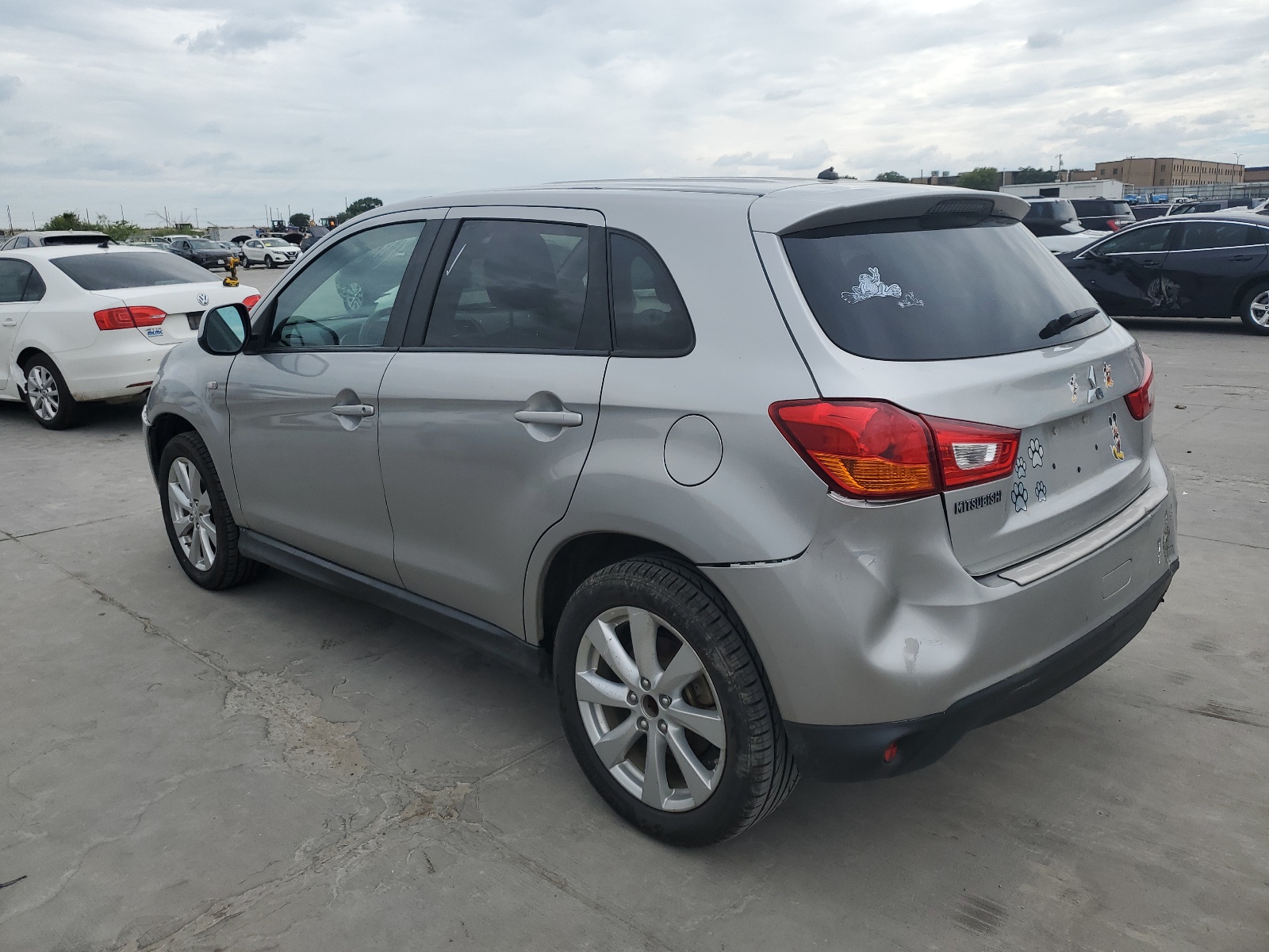 2014 Mitsubishi Outlander Sport Es vin: 4A4AP3AU8EE010376