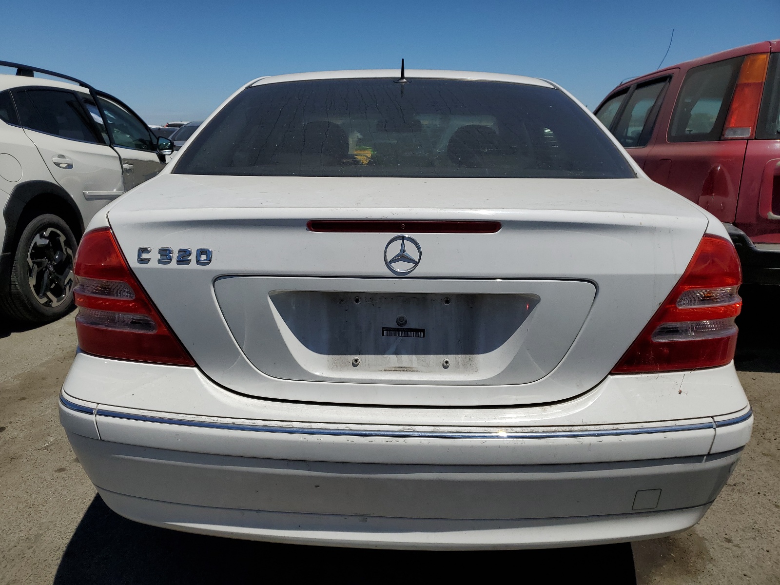 WDBRF64J01F087200 2001 Mercedes-Benz C 320