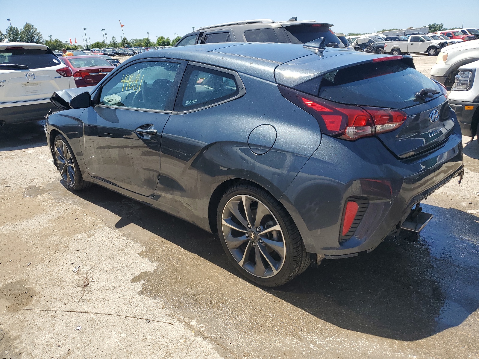 2019 Hyundai Veloster Base vin: KMHTG6AF6KU015625