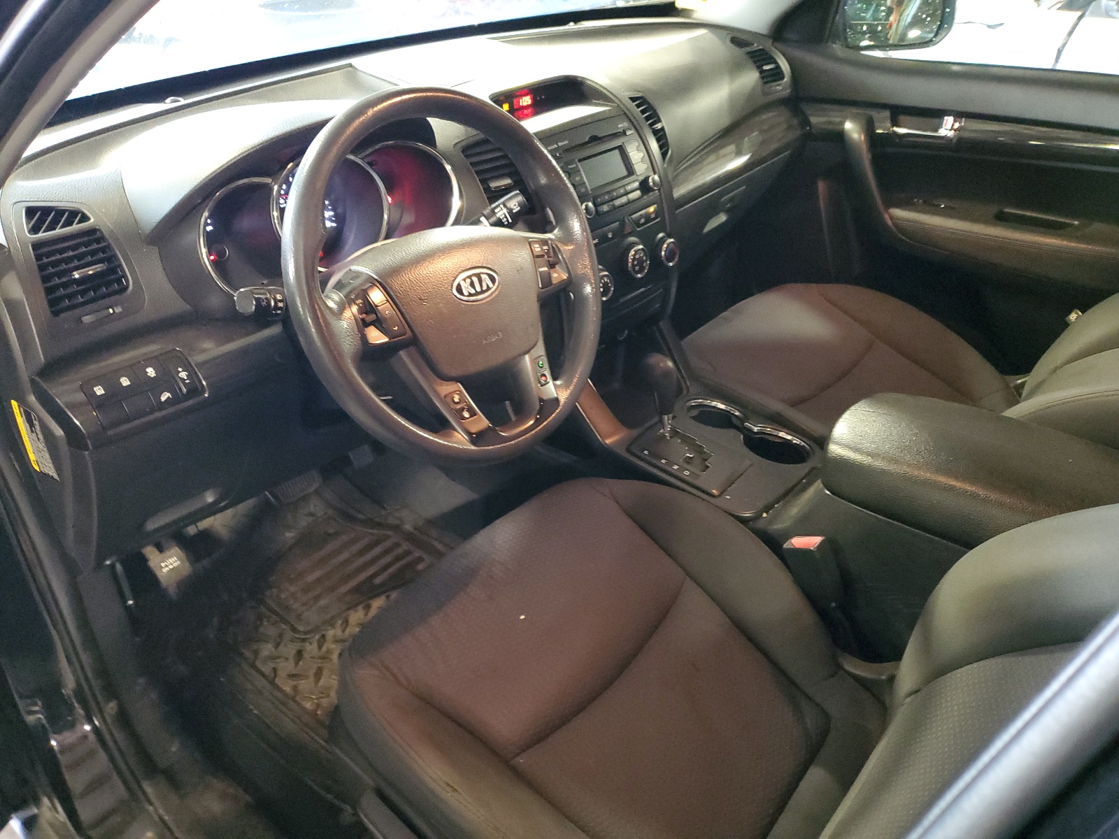 5XYKT4A10CG216122 2012 Kia Sorento Base