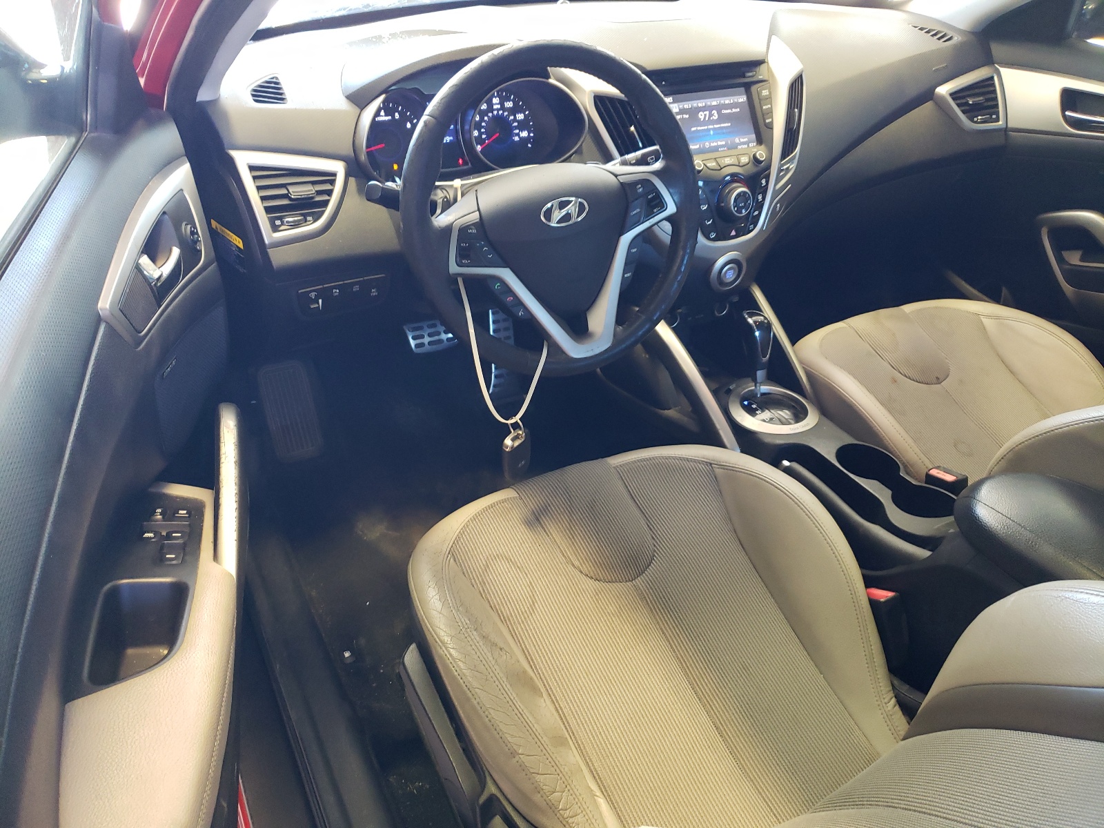 KMHTC6AD3CU065300 2012 Hyundai Veloster