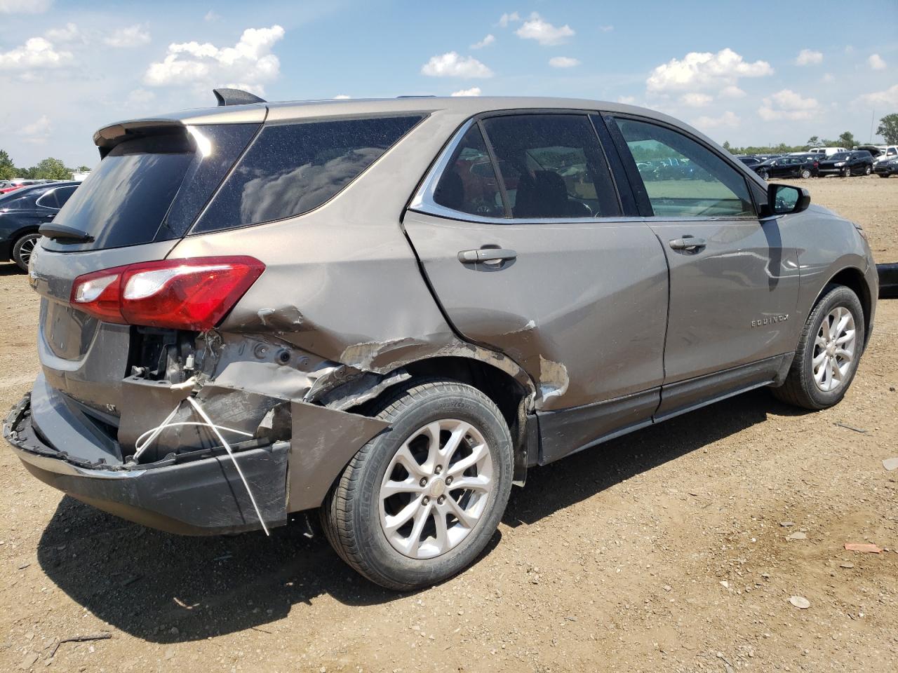 3GNAXJEV8JL108209 CHEVROLET EQUINOX 2018