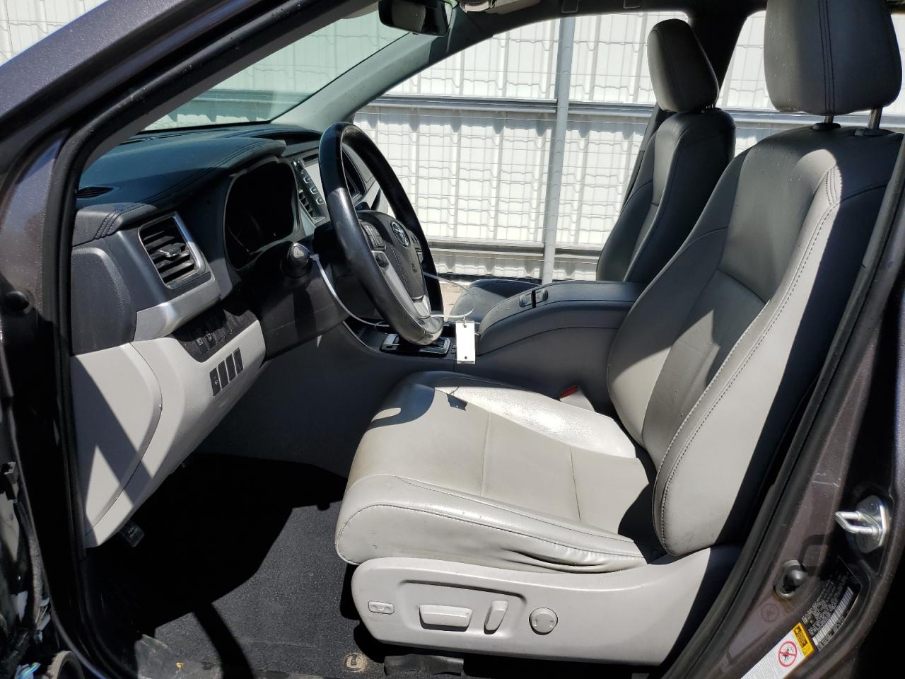 2019 Toyota Highlander Se VIN: 5TDJZRFH7KS950951 Lot: 60311324