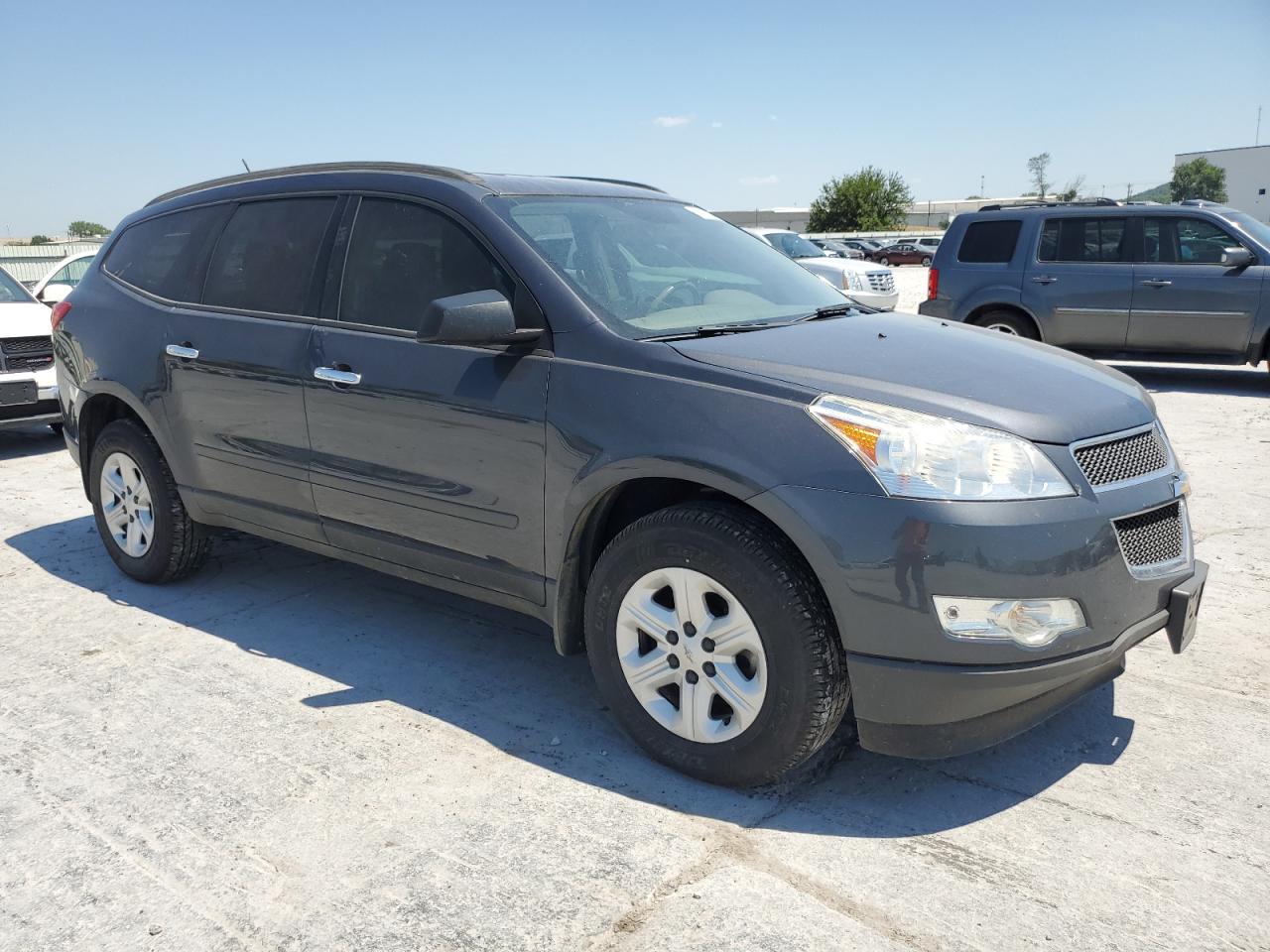 2012 Chevrolet Traverse - Image 4
