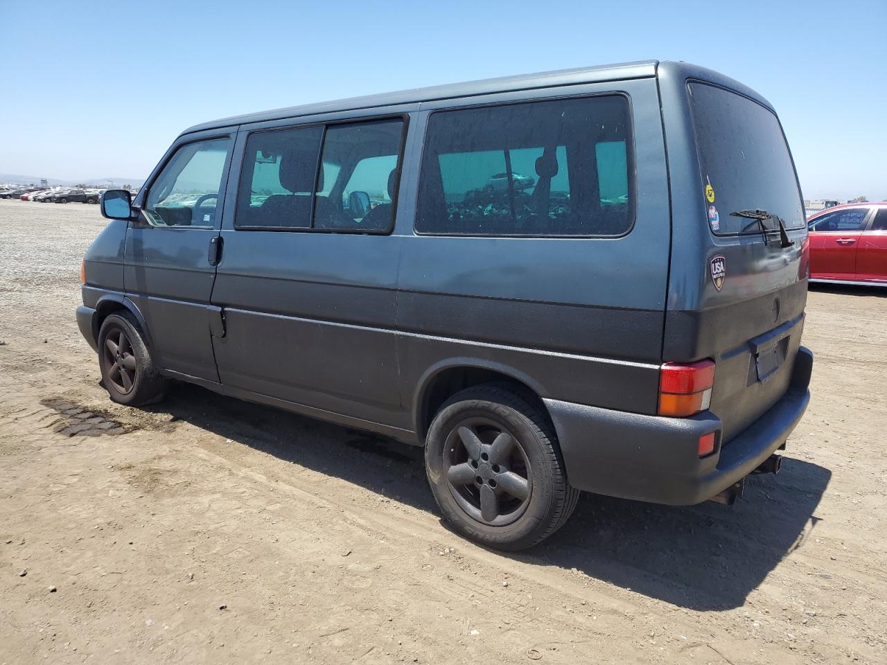 WV2KB47092H029194 2002 Volkswagen Eurovan Gls