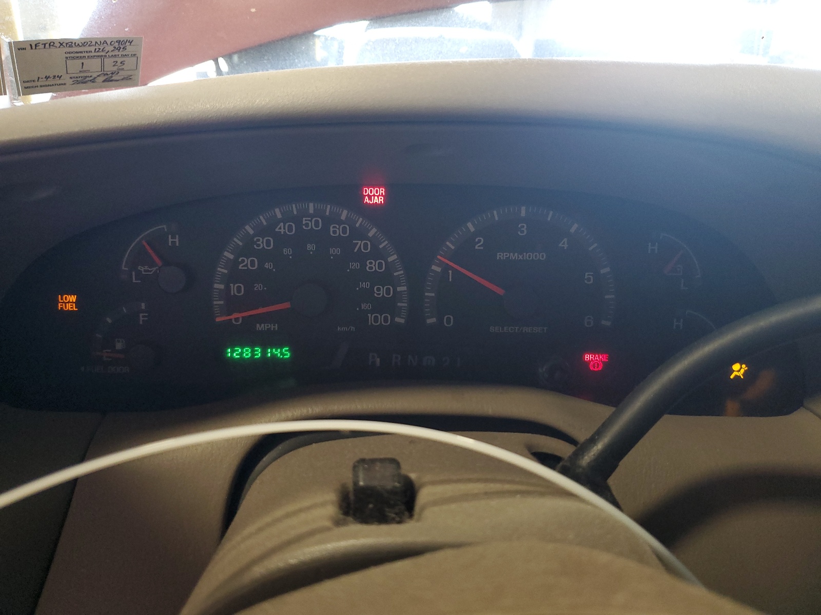 1FTRX18W02NA09014 2002 Ford F150