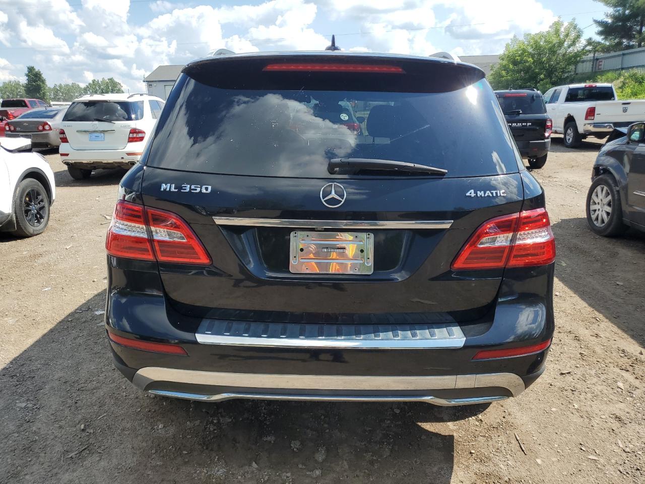 2015 Mercedes-Benz Ml 350 4Matic VIN: 4JGDA5HB5FA489317 Lot: 80890724