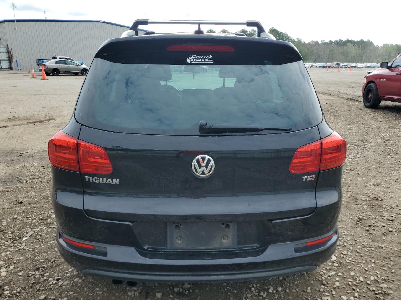 2016 Volkswagen Tiguan - Image 6